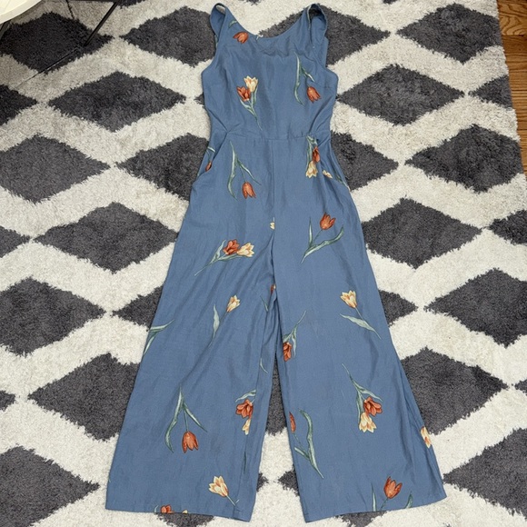 Lush Floral Blue jumpsuit size xs - Picture 4 of 12